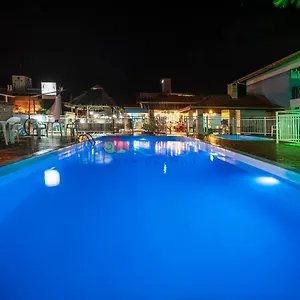 Casa Do Mar Inn